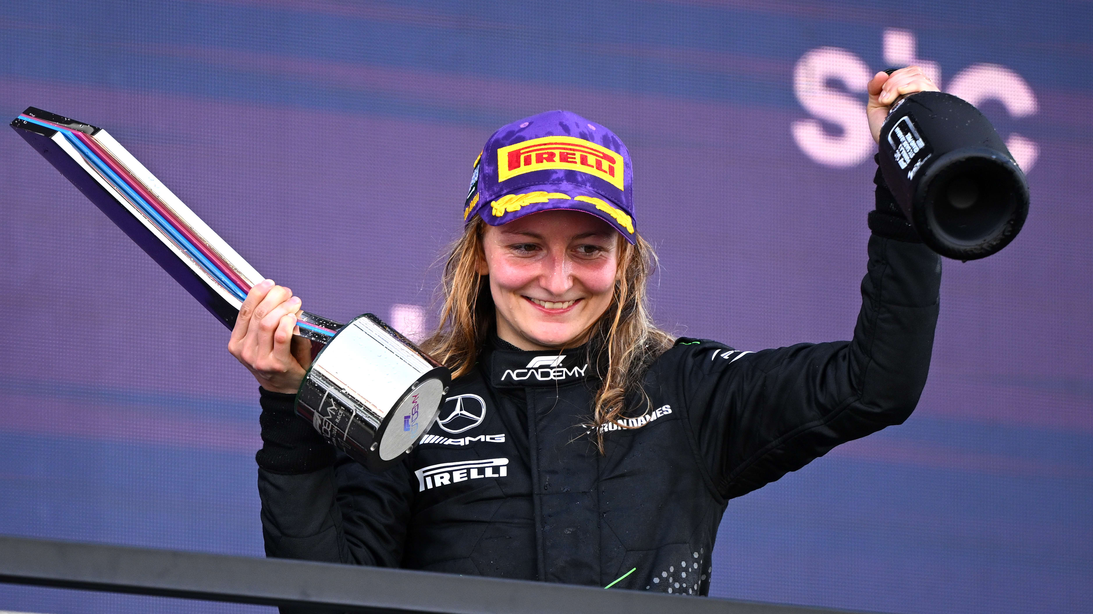 F1 ACADEMY: Doriane Pin storms to lights-to-flag win on debut | Formula 1®